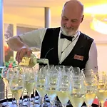 伯格酒店