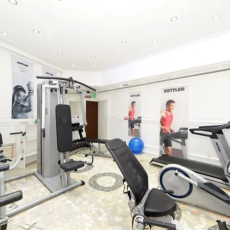 Hotell Berg 4*